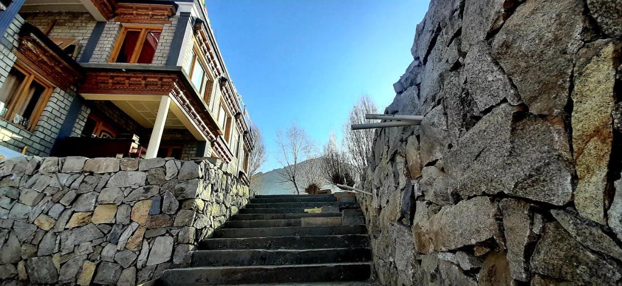 Ladakh Country Inn Leh Buitenkant foto
