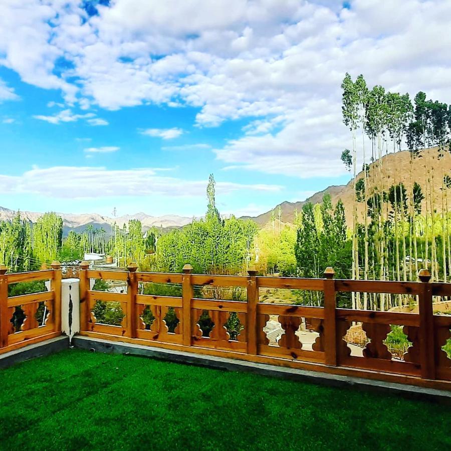 Ladakh Country Inn Leh Buitenkant foto