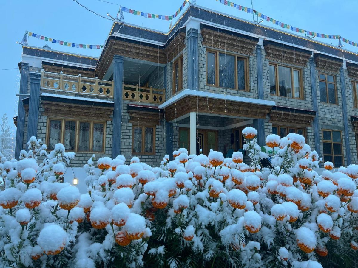 Ladakh Country Inn Leh Buitenkant foto